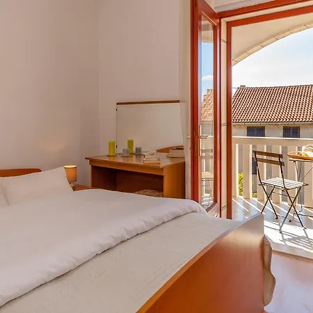 Davorka Apartment *