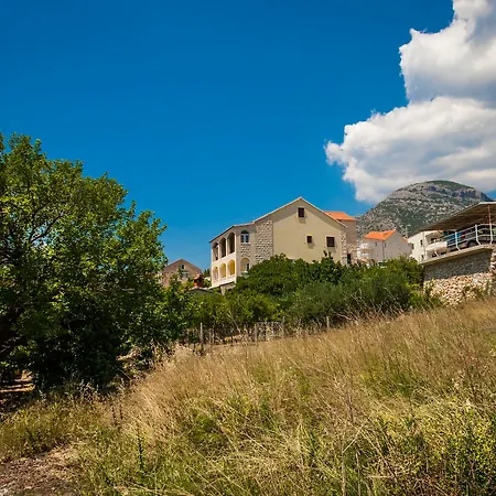 Apartment Davorka *